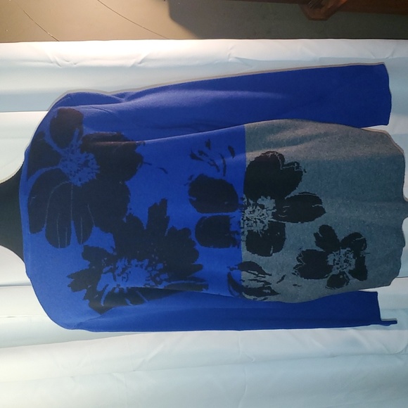 TanJay Sweater - Picture 4 of 5